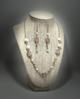 Eternal Blush Necklace