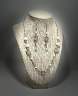 Eternal Blush Necklace